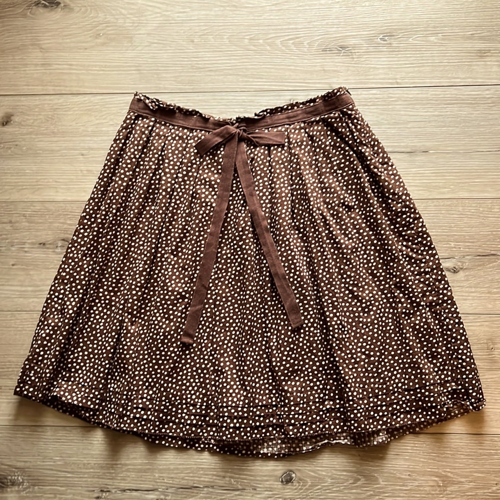 EUC Gap brown polka dot size 4 skirt with liner